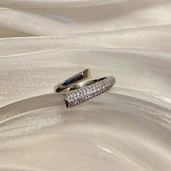 NEW STAMPED S925 GENUINE STERLING SILVER CUBIC ZIRCONIA INLAID ADJUSTABLE RING - Picture 4 of 4